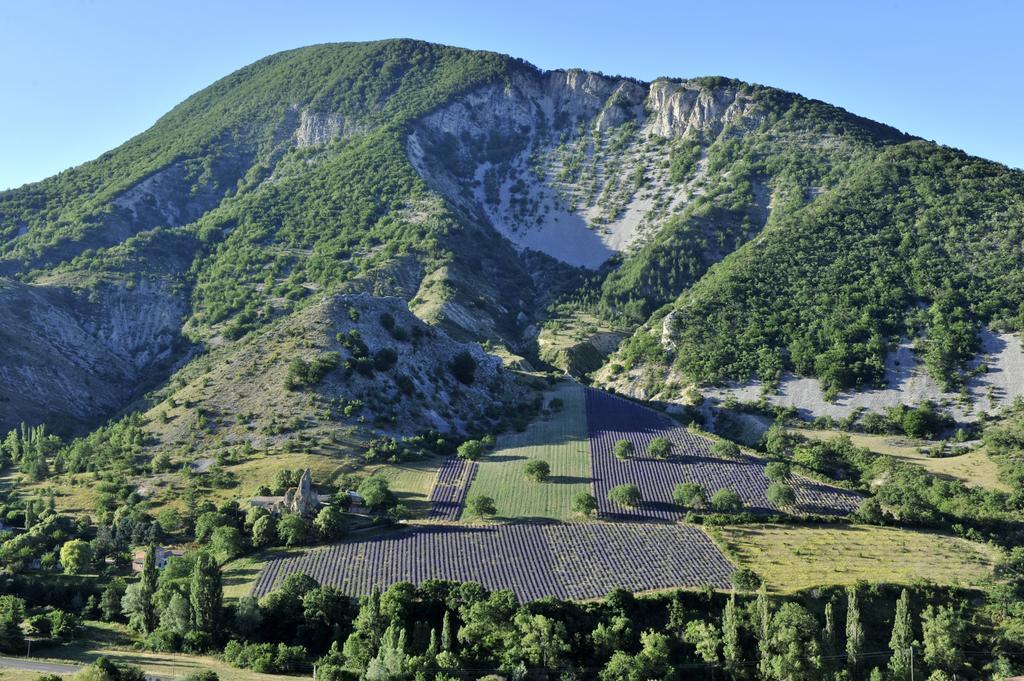 Готель Vvf Drome Provence Монбрен-ле-Бен Екстер'єр фото